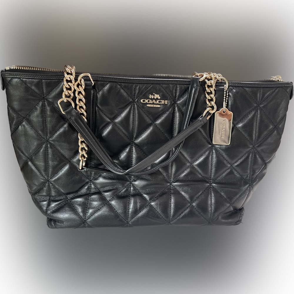 Coach quilted tote bag with gold chain strap